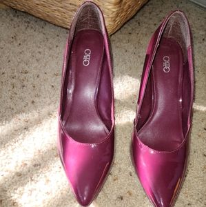 ***SOLD***Plum Colored Pointy Heels